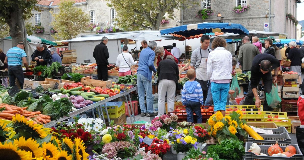 Marché de la Ville de Montbrison dans la Loire